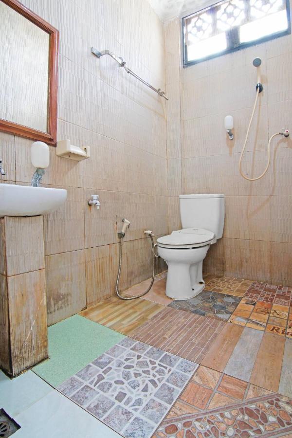 Oyo 91510 Homestay Utama Syariah Pekanbaru Εξωτερικό φωτογραφία