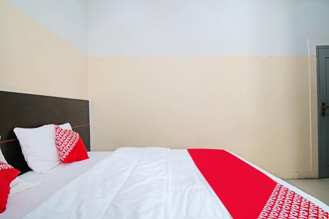 Oyo 91510 Homestay Utama Syariah Pekanbaru Εξωτερικό φωτογραφία